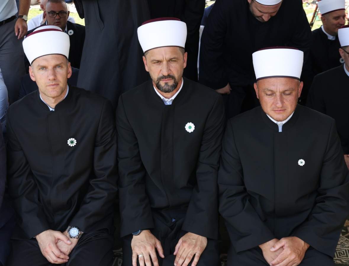glavni imami.jpg - Glavni imam MIZ Srebrenica Peštalić u Kozarcu: Mi smo narod koji sabira i dijeli svoju tugu